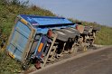 LKW umgestuerzt Koeln Bickendorf Freimersdorferstr P01